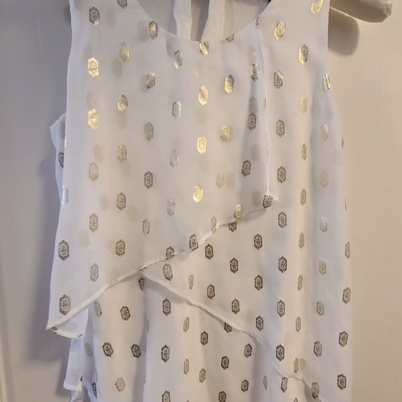 WHITE HOUSE/BLACK MARKET White Tiered Blouse w/ Gold Embellishments NWOT/XXS - Picture 5 of 11